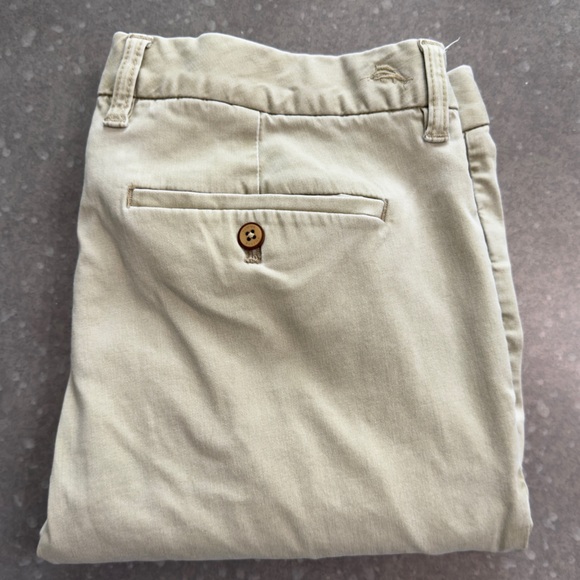 Tommy Bahama Khaki Flat-Front Relaxed Chino Pants - Size 35x30 - Picture 2 of 12